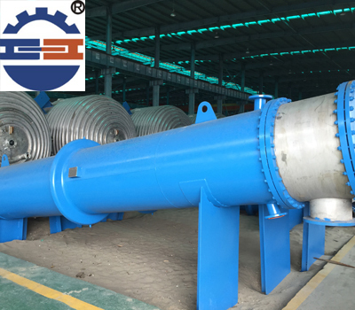 列管式冷凝器施工 列管式冷凝器施工